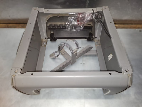 VW T4 Sitzkonsole vorne rechts oder links hellgrau 701881669F