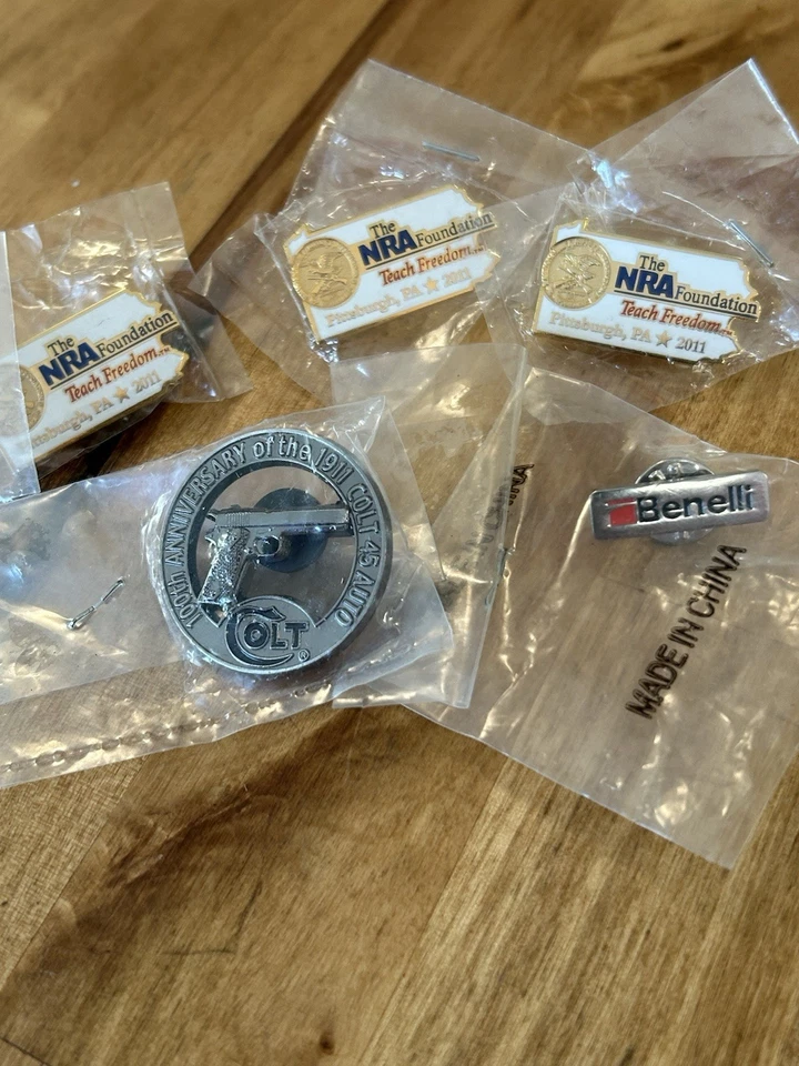 5 VTG 2011 Lapel Pins COLT 1911 Anniversary, 3 NRA Pittsburg Convention, BENELLI - Image 3 of 4