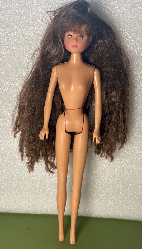 Vintage Betty Teen M&C Barbie Clone Doll With Rooted Lashes Brunette Brown Eyes