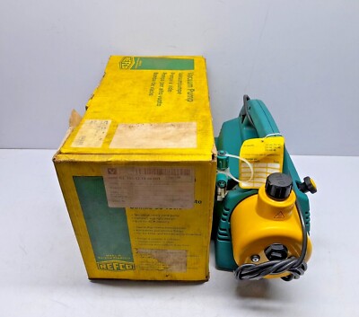 Refco RL-4-230 Vacuum Pump Ultimate Vacuum 15 Micron/0.02mbar Capacity 65/75 l/m