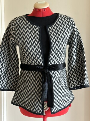Vtg Heather B Women s PM Wool Belted Sweater Black White