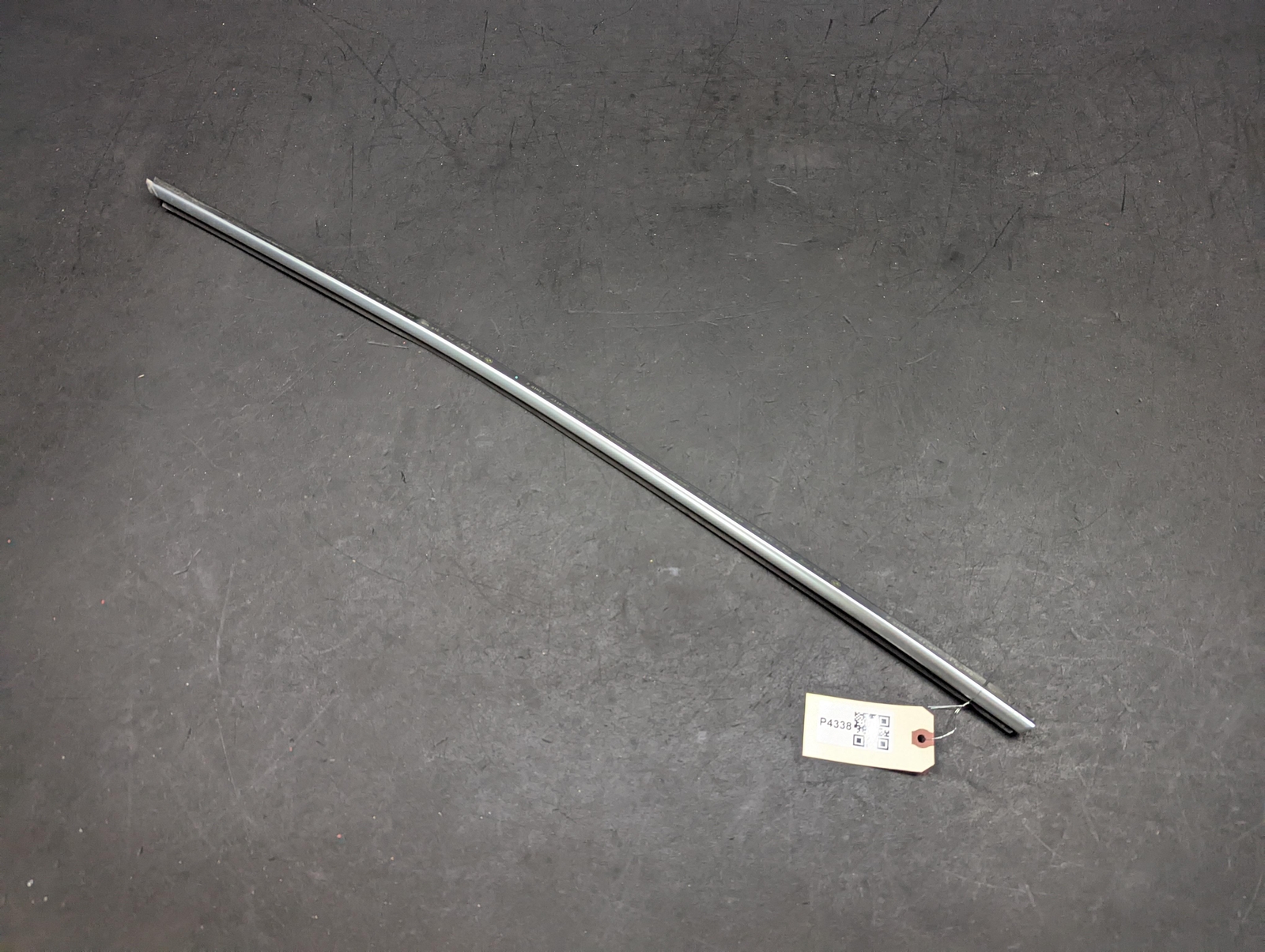 Front Right Door Window Belt Molding 2018 BMW 430i 7315406 2017 