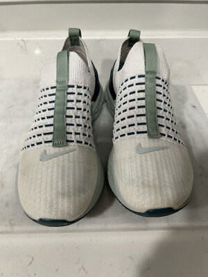 Nike Shoes Women Size 10 React Phantom Run Flyknit 