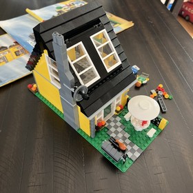 LEGO (4996) Creator 3-in-1: Beach House 100% Complete w/ All 3 Manuals & Extras