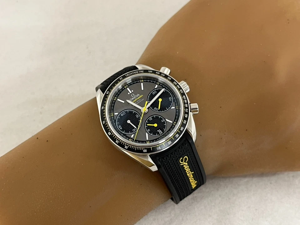 Reloj Omega Speedmaster Racing Co-Axial 326.32.40.50.06.001 para hombre casi como nuevo A4685 Foto 2 de 4