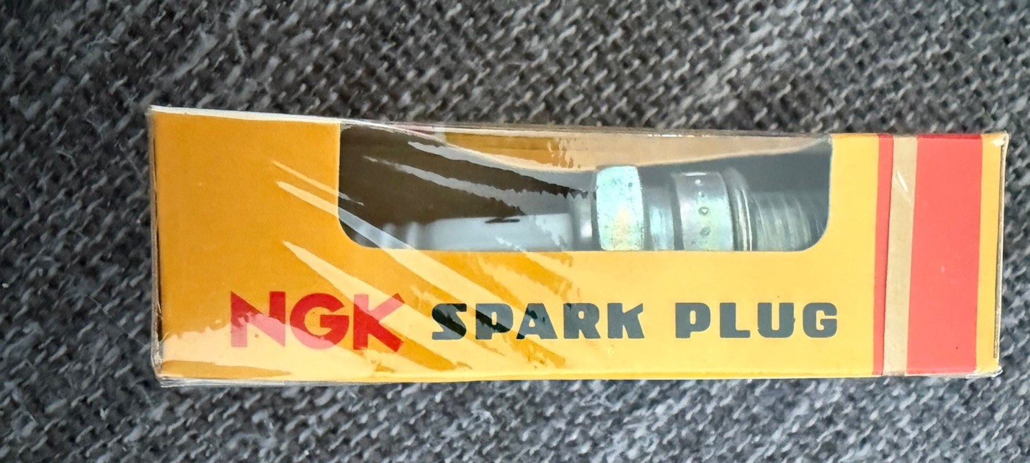 NGK D10HS Spark Plug New Genuine