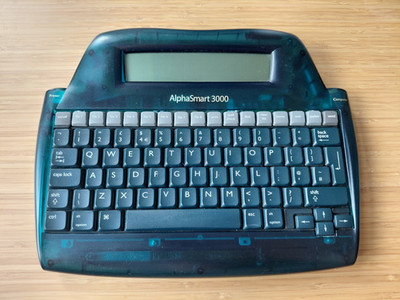 AlphaSmart 3000 Word Portable PC Processor Keyboard See Desc