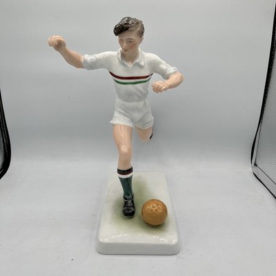Futbol HEREND #5852 Porcelain Figurine PUSKAS SOCCER FOOTBALL PLAYER Hungary VTG