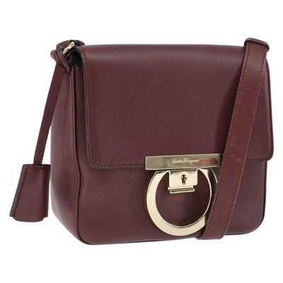 Salvatore Ferragamo Gancini Shoulder Bag Leather Bordeaux Gold Auth 149195