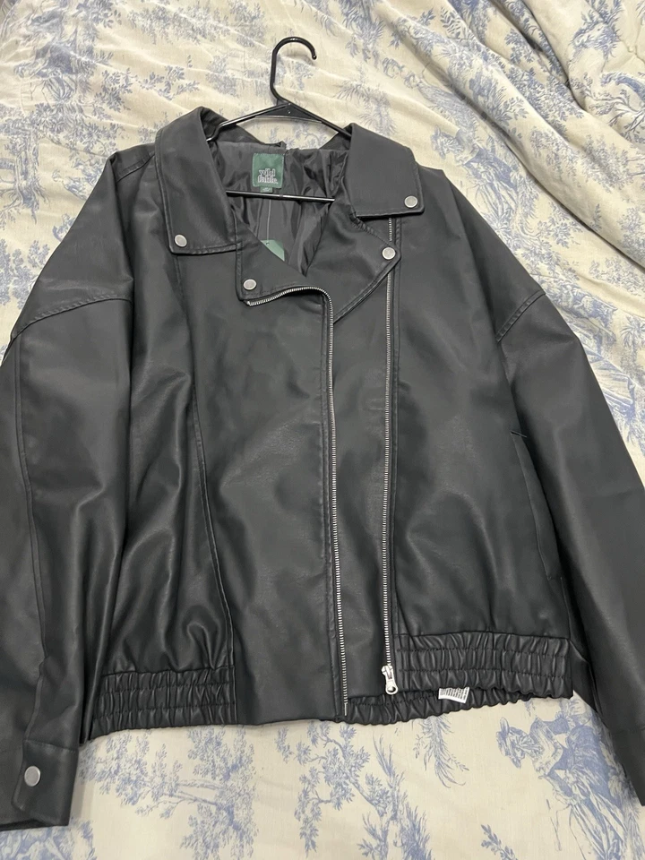 ¡NUEVO! Chaqueta Moto Nueva Con Etiquetas Mujer Talla Grande. Marca Black Wild Fable 4X