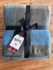 Woolrich Oversized Throw Blanket 50 x70 Green Blue Plaid Machine Washable