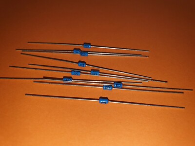 10x DIAC DB3 Triggerdiode (ER900) bidirektional
