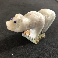 Zuni White Bear Fetish By Jon Quam Lapis Blue Eyes 6016