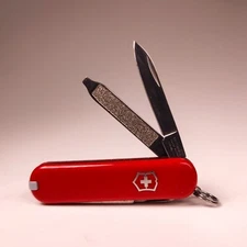 Swiss Army Knife Victorinox 58mm Pocket Knife Classic SD Red