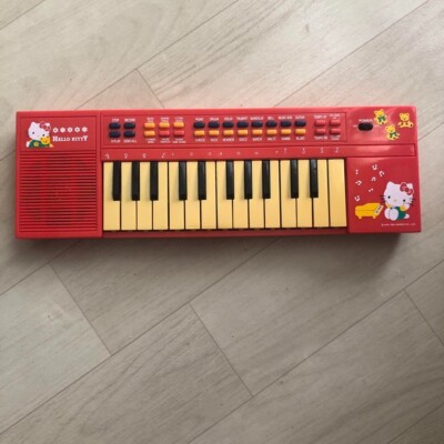Hello Kitty Electronic Keyboard Color: Red Not for sale Anime Character Japanese