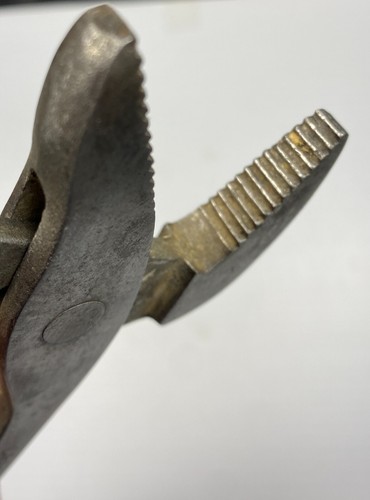 Vintage Crescent Tool Co. CRESTOGRIP P-210 "Worlds Thinnest Utility Pliers" USA - Picture 11 of 14