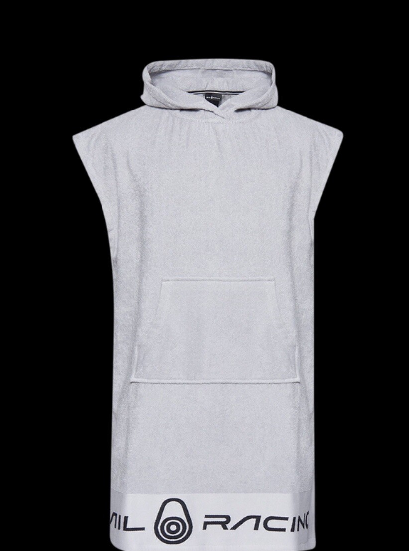 Poncho con capucha SAIL RACING Bowman gris oscuro nuevo con etiquetas precio de venta sugerido por el fabricante 100 GBP - ¡VENTA 1/2 precio de venta!