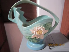 ROSEVILLE BLUE - GREEN WATERLILLY BASKET # 382-12