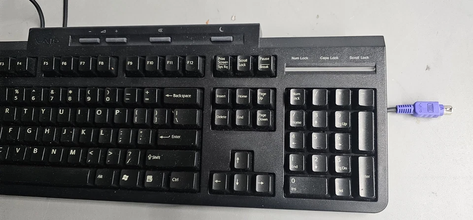 Sony Vaio PCVA-KB4P/U Desktop PS2 Wired Keyboard Num Pad Six Pin - Tested Works - Image 3 of 4