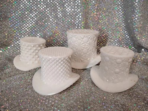 Lot of 4 Milk Glass Daisy Hobnail Button Pattern Top Hat 3-Small 1-Large Vintage