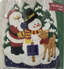 Bucilla Felt Wall Hanging Applique Kit The Christmas Squad 89452E SEALED NEW