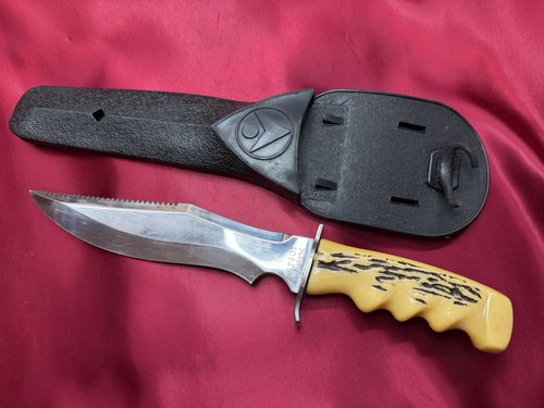 Vtg ScubaPro Diving, Camping , Scuba Knife AO1414 With Sheath Made In Italy