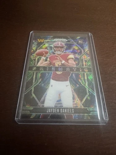 2024 Panini Prizm - Prizmatic Jayden Daniels #3 Green Prizm (RC)