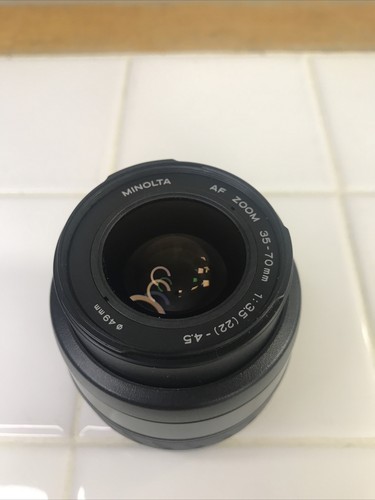 Minolta 35-70mm f/3.5-4.5 AF Zoom Lens A-Type Mount - Picture 2 of 6