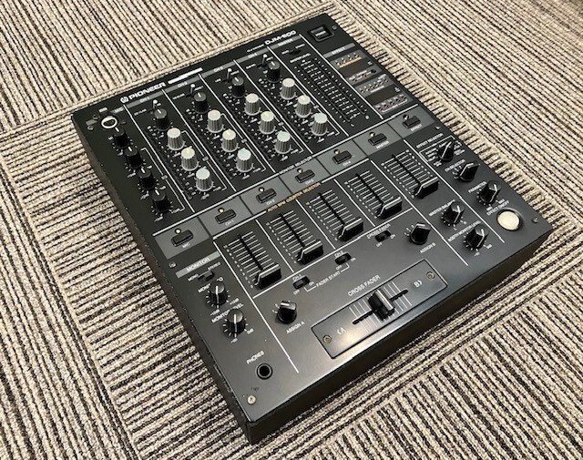 Pioneer DJM-500 DJ Mixer Model 4-Channel Performance Mixer Pioneer DJM-500 DJ Mixer Model 4-Channel Performance Mixer