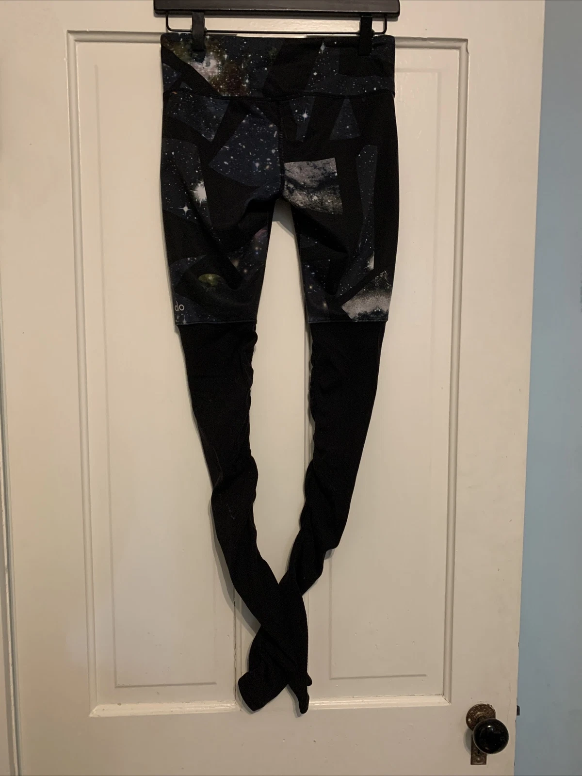 alo-yoga galaxy goddess yoga leggings