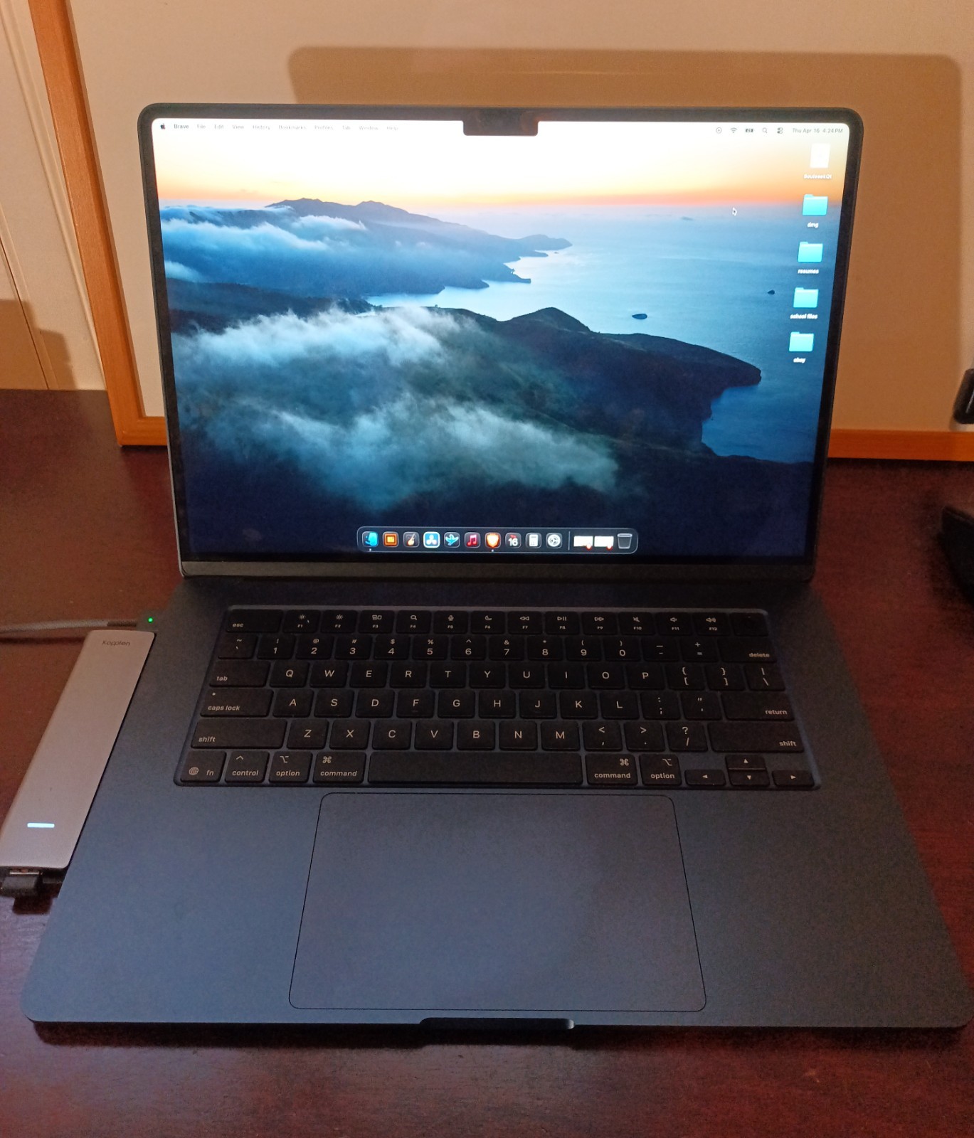 2025 Apple MacBook Air 15-inch M4 Chip 16GB RAM 256GB SSD Midnight Blue