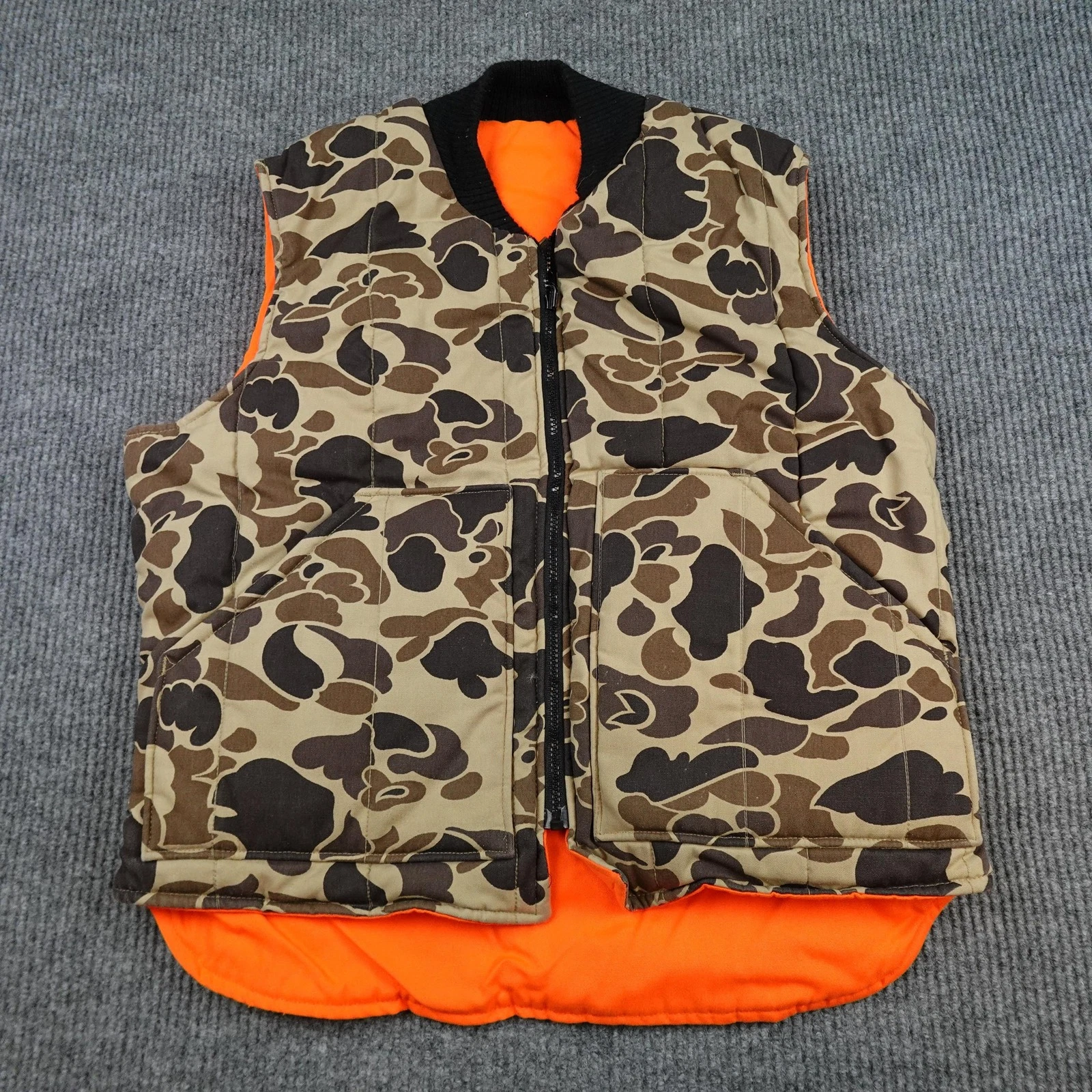 Vintage Walls Blizzard-Pruf Vest Mens Large Camo Blaze Orange Reversible Hunting