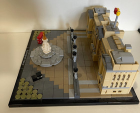 LEGO Architecture Buckingham Palace 21029 &ndash; Complete As Pictured &ndash; Great Display