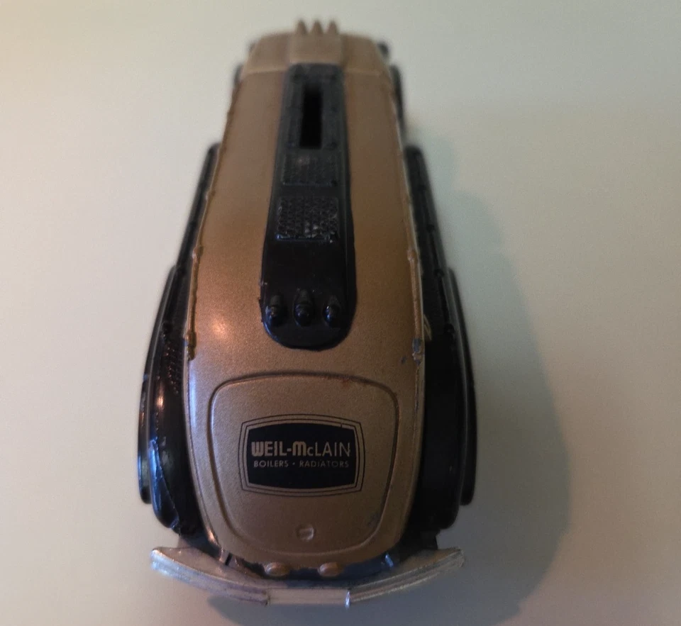 Ertl 1/38 1939 Dodge Airflow Tanker Truck Bank Weil-McLain oro fundido a presión coleccionar Foto 4 de 4