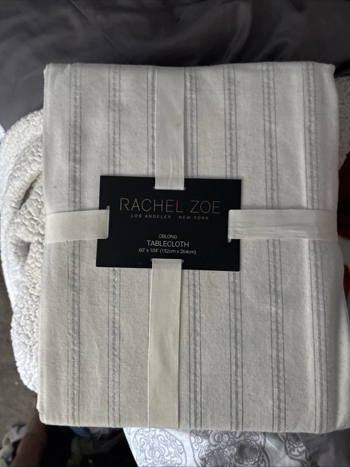 RACHEL ZOE Tablecloth White Silver Shimmer Oblong 60 x 104 NEW - Image 4 of 4