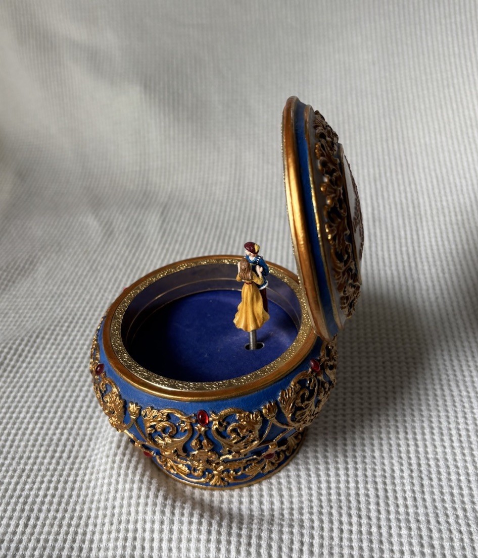 SHIROSE 『ROMEO&JULIET&』 Special box Romeo & Juliet San Francisco Music Box Company Hinged Trinket