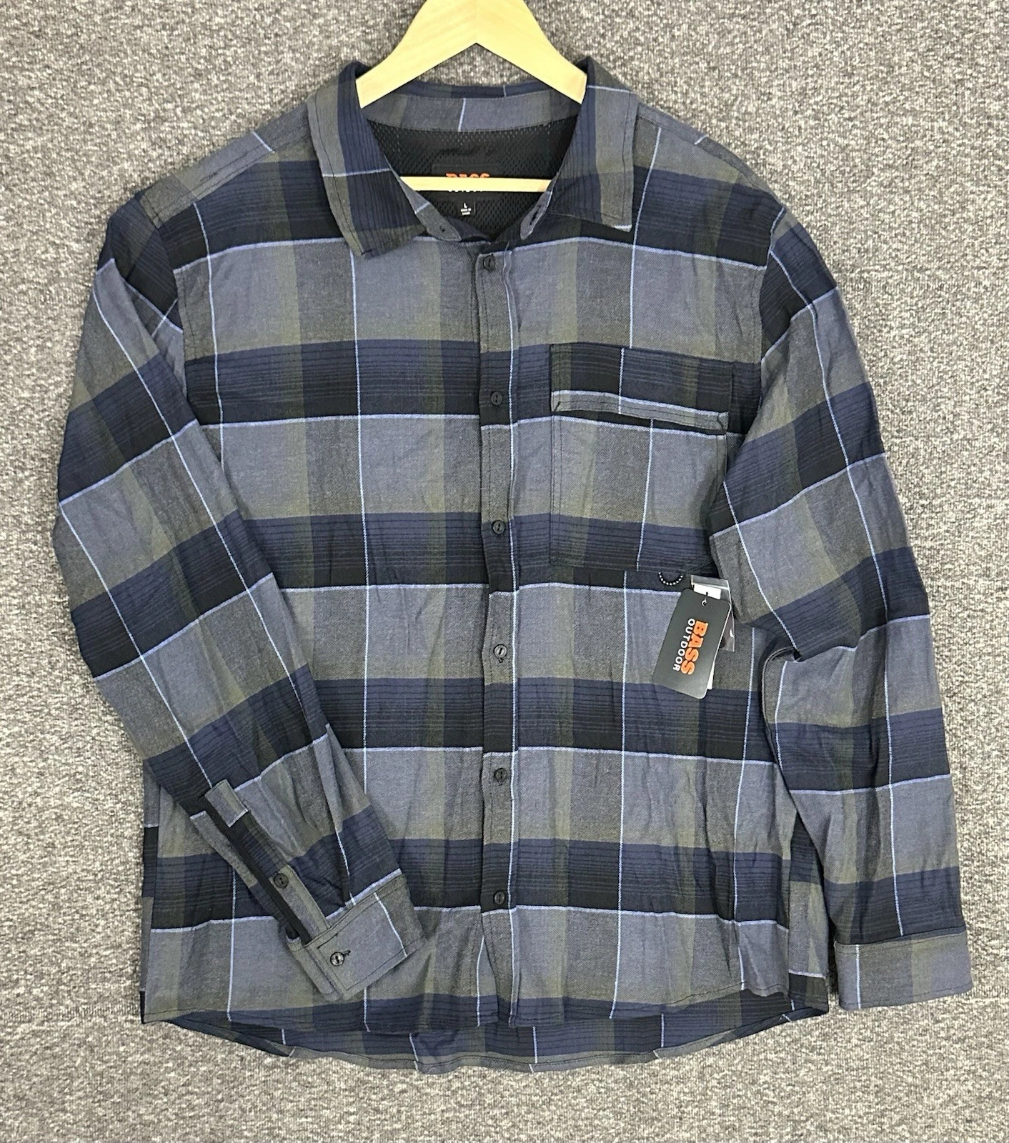 Bass Outdoor Stretch Flannel Shirt Plaid Ombre Blue Men's Large NWT Polyester
Opens in a new window 