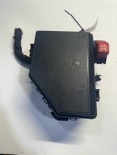 2014 GMC Acadia Fuse Box Engine w/o Tow Package w/o HID