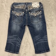 Pantalones de mezclilla Miss Me Capri niñas 12 bolsillos con solapa adornados deslumbrados elásticos Y2K azul