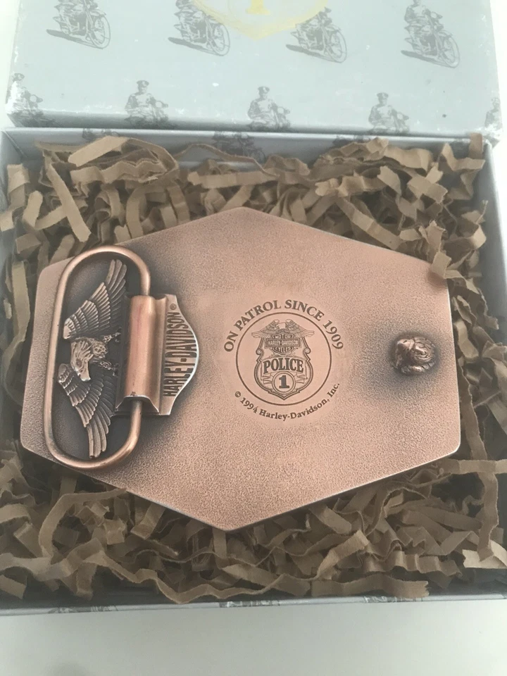 Harley Davidson Police 1994 1 hebilla de cinturón en patrulla desde 1909 rara/nueva en caja Foto 3 de 4