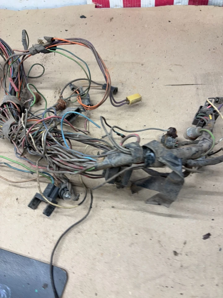 1966 1967 66 67 Pontiac GTO TEMPEST Lemans caja de fusibles mamparo cableado arnés Foto 3 de 4