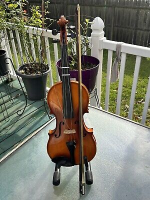 A Copy of 4/4 Antonius Stradivarius Fatiebat Cremona 1713 A Copy of 4/4 Antonius Stradivarius Fatiebat Cremona 1713