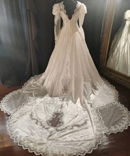 Sweetheart Vintage Wedding Gown Dress Scalloped Train Sz 10 Puff Sleeves