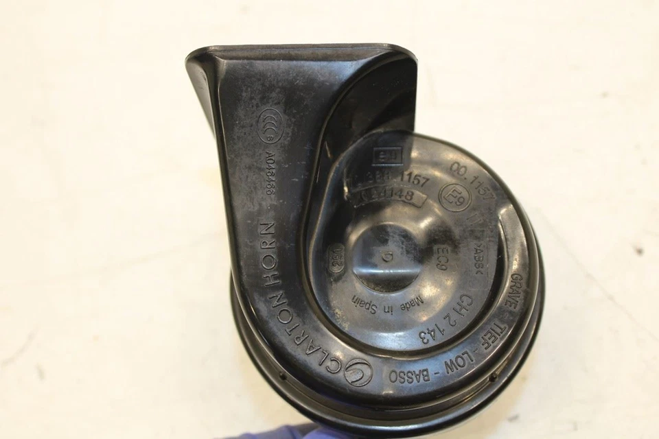 2010-2015 BMW 750LI xDrive High and Low Note Horn 61337284482 OEM - Image 3 of 4