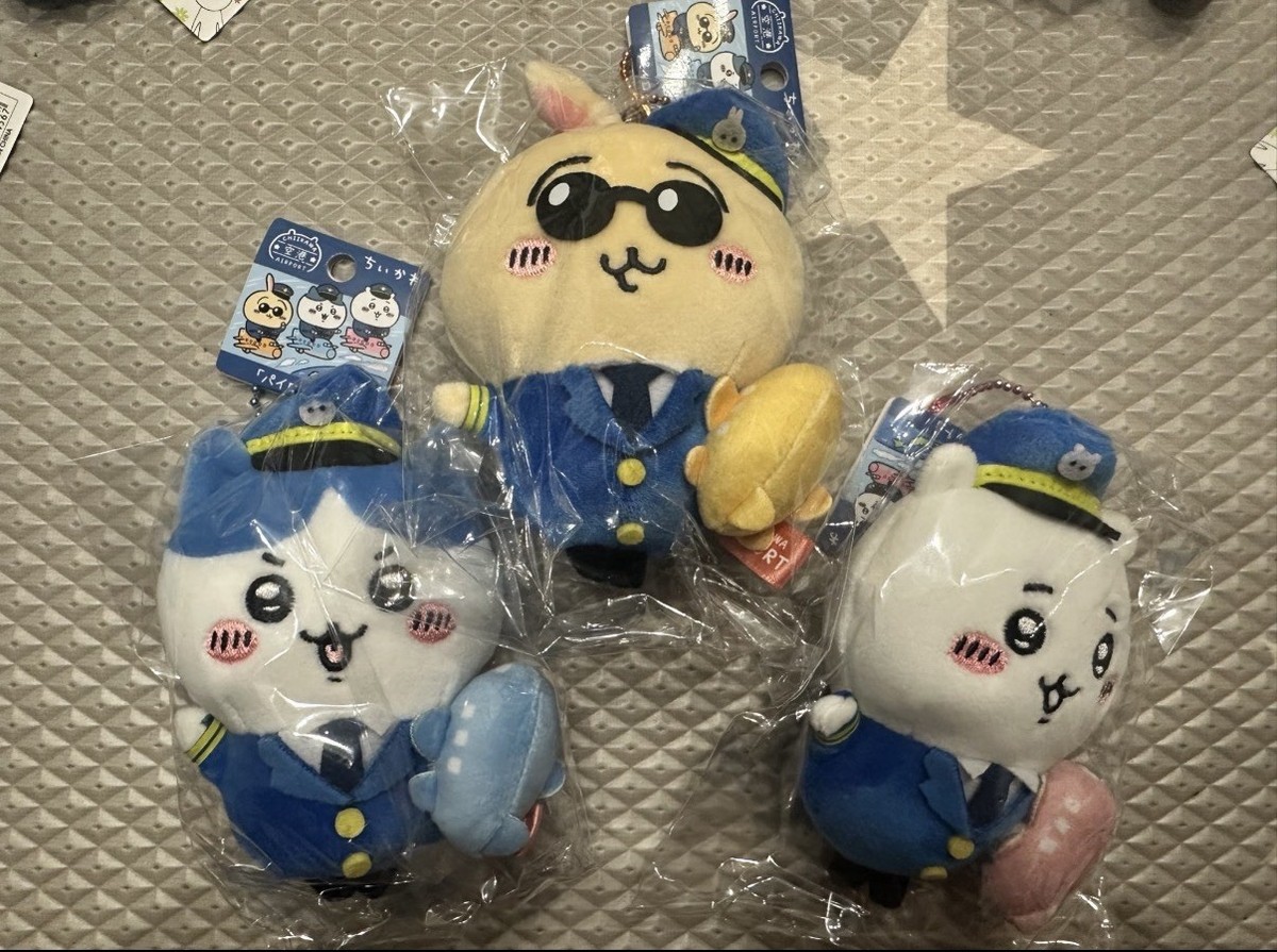 US Seller Chiikawa Hachiware Usagi Plush Key Chain PILOT Airport