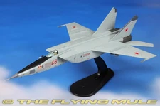Hobby Master 1:72 MiG-25RBT Foxbat-B Russian Air Force 47th GRAP, 2nd Sqn Red