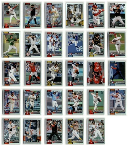 Ernie Clement 2026 Topps Ernie Clement