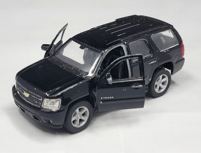 WELLY #43607  2008 CHEVY TAHOE SUV GLOSS BLACK 4.5'' Pull Back