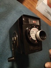 VINTAGE KODAK BROWNIE FUN SAVER 8mm MOVIE CAMERA