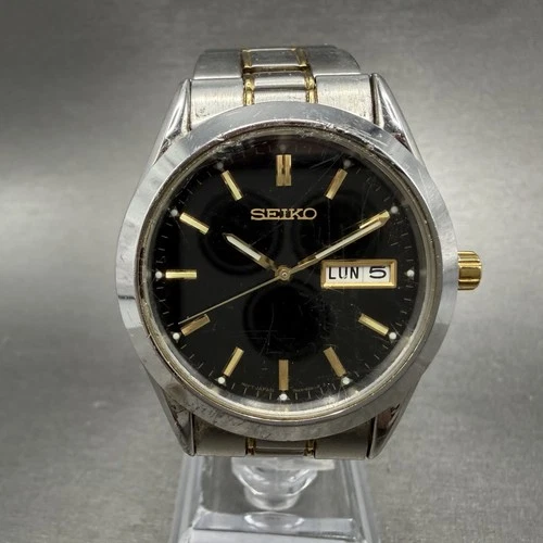 Seiko Watch Men 37mm Black Dial Two Tone Daydate Round 7N43-9070 New Battery
